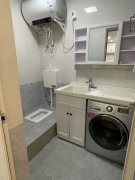 精装修拎包入住，近地铁公交，出行方便