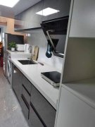 平绣雅苑精装大两室一厅，近南大，超大阳台阳光特好，停车免费